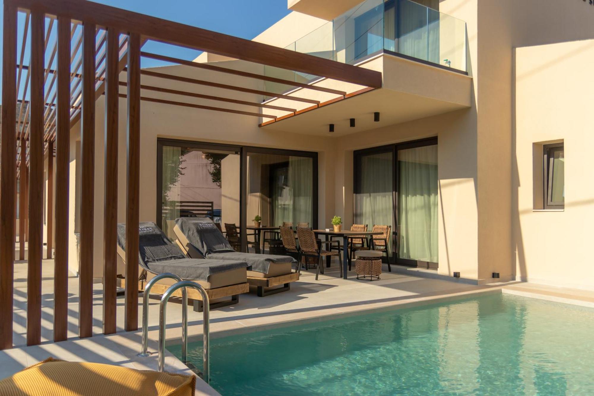 Ntinas Seaside Suites Скала Потамияс Екстериор снимка